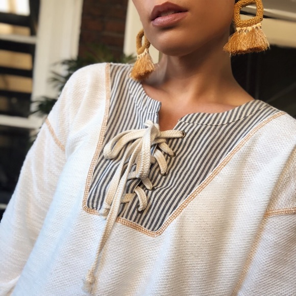 EVIN Stripe Contrast Textured Knit Top - White - Picture 5 of 8